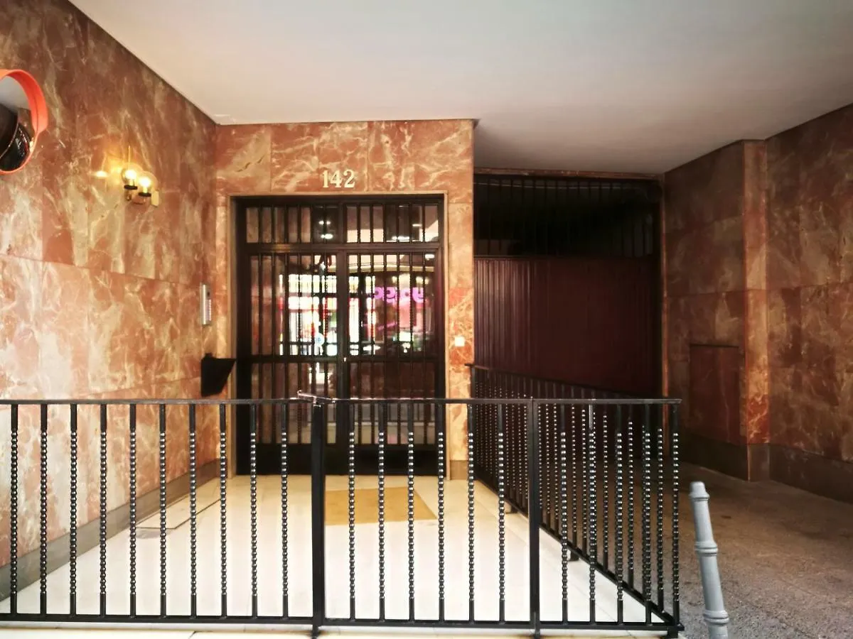 Apartamentos Torr Av America - Lopez De Hoyos - Chamartin Madrid 0*,  Spain