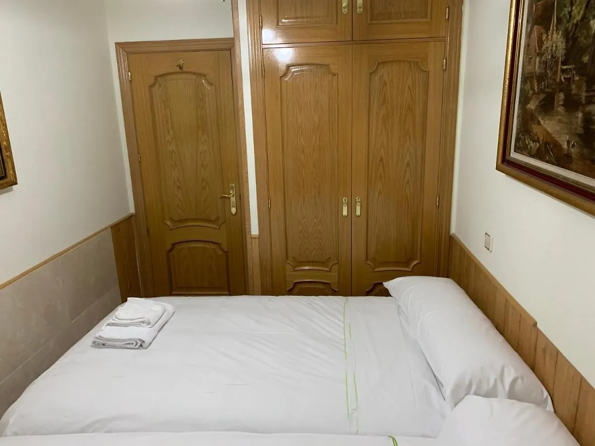 Apartamentos Torr Av America - Lopez De Hoyos - Chamartin Madrid Apartment