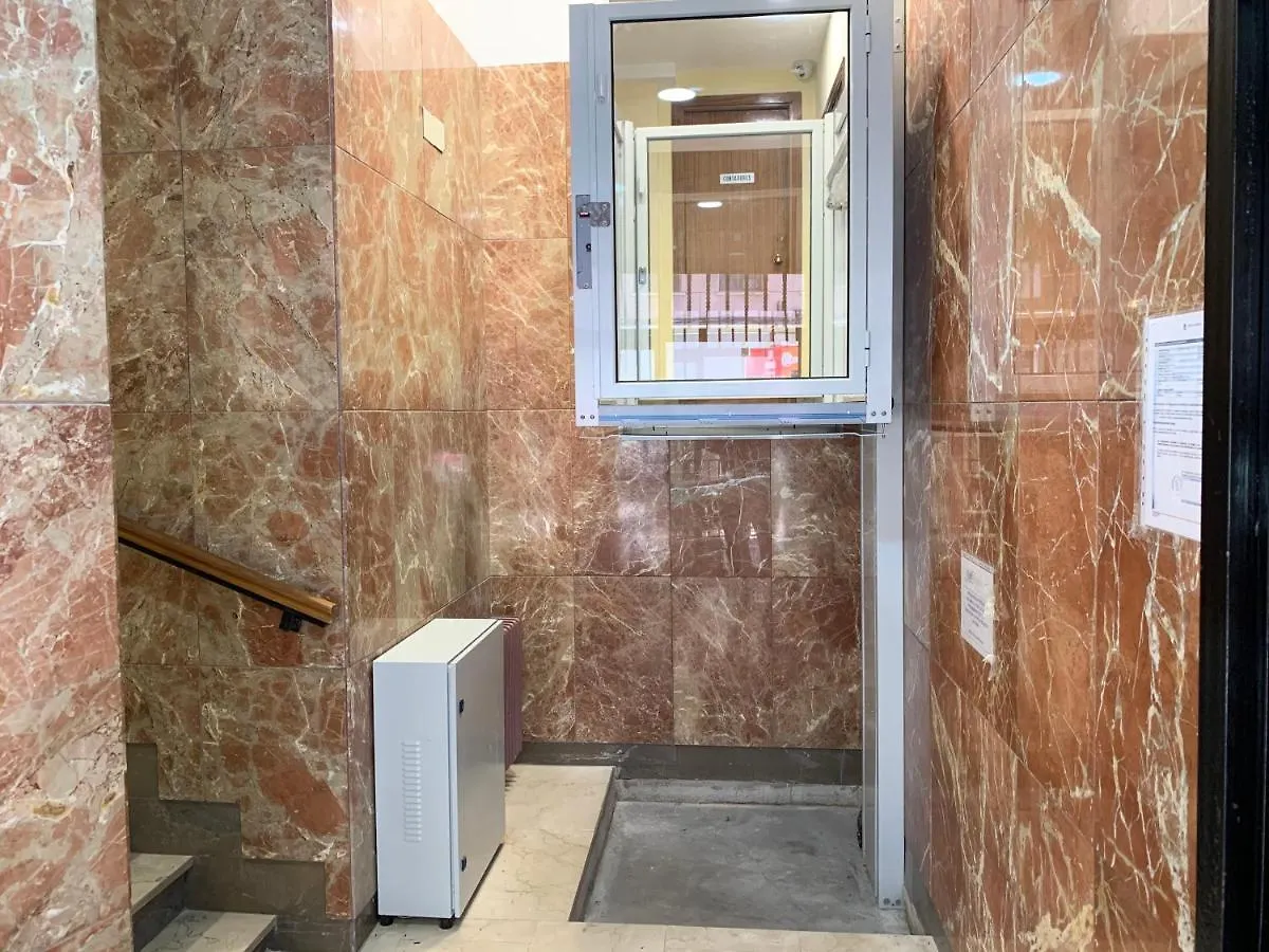 Apartamentos Torr Av America - Lopez De Hoyos - Chamartin Madrid