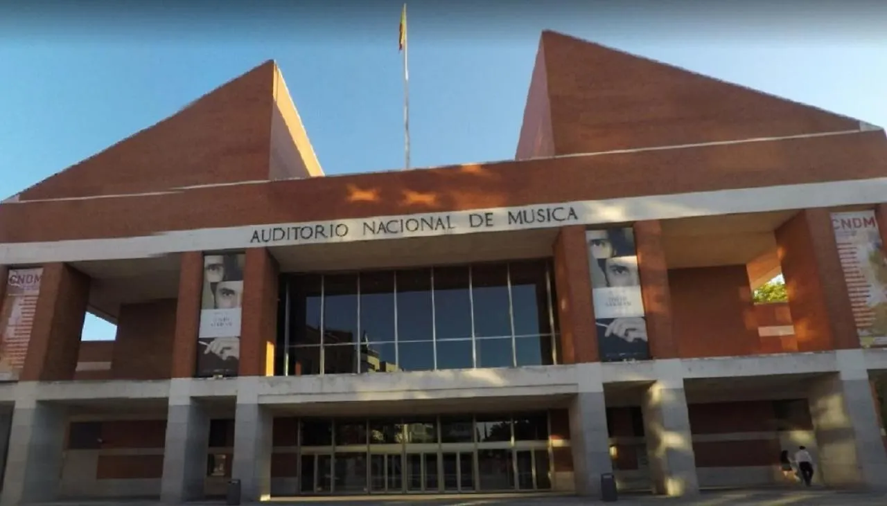 Apartamentos Torr Av America - Lopez De Hoyos - Chamartin Madrid Apartment